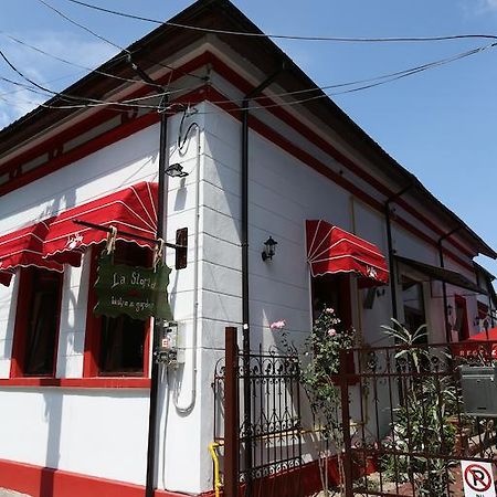 La Storia Guest House 피테슈티 외부 사진