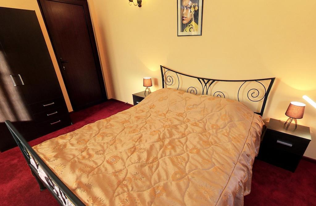 La Storia Guest House 피테슈티 객실 사진