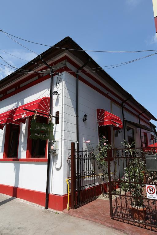 La Storia Guest House 피테슈티 외부 사진